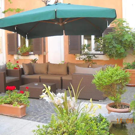 Hotell Relais Antico Palazzo Rospigliosi 4*