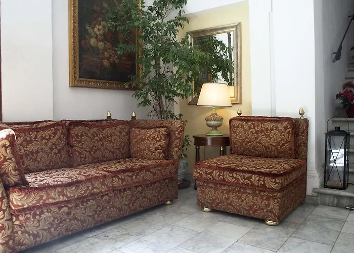 Отель Relais Antico Palazzo Rospigliosi