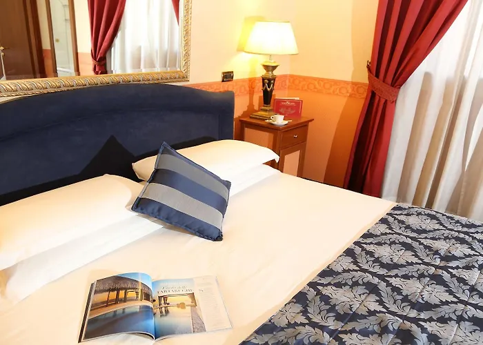 Relais Antico Palazzo Rospigliosi Отель 4*