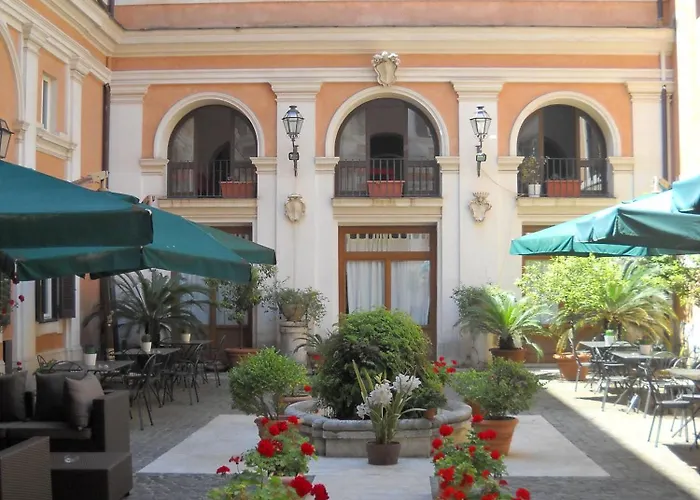 Relais Antico Palazzo Rospigliosi Отель 4*