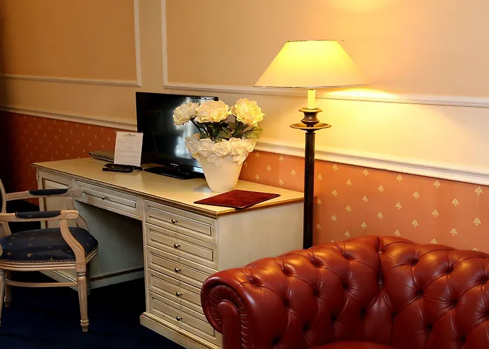 Отель Relais Antico Palazzo Rospigliosi 4*