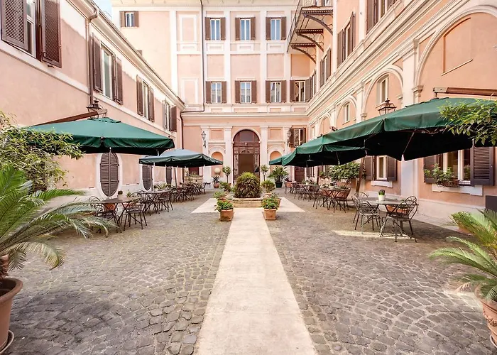 Relais Antico Palazzo Rospigliosi Отель 4*